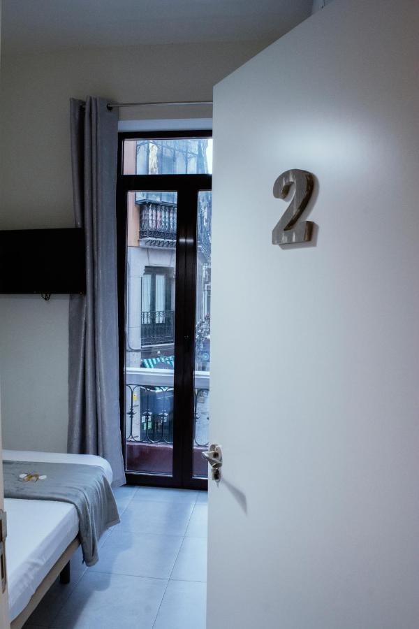 Casa Lemus Hotel Madrid Exterior photo