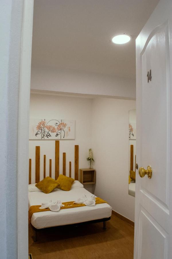Casa Lemus Hotel Madrid Exterior photo