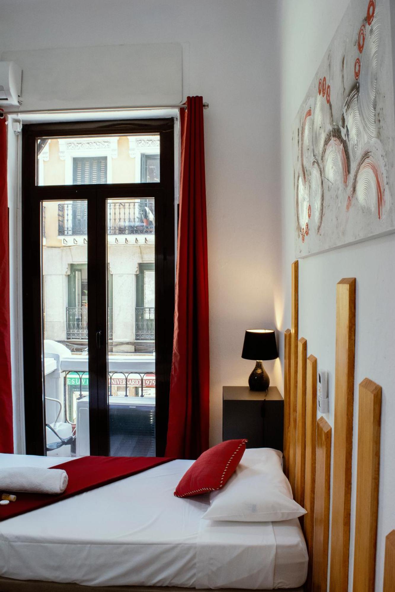 Casa Lemus Hotel Madrid Exterior photo