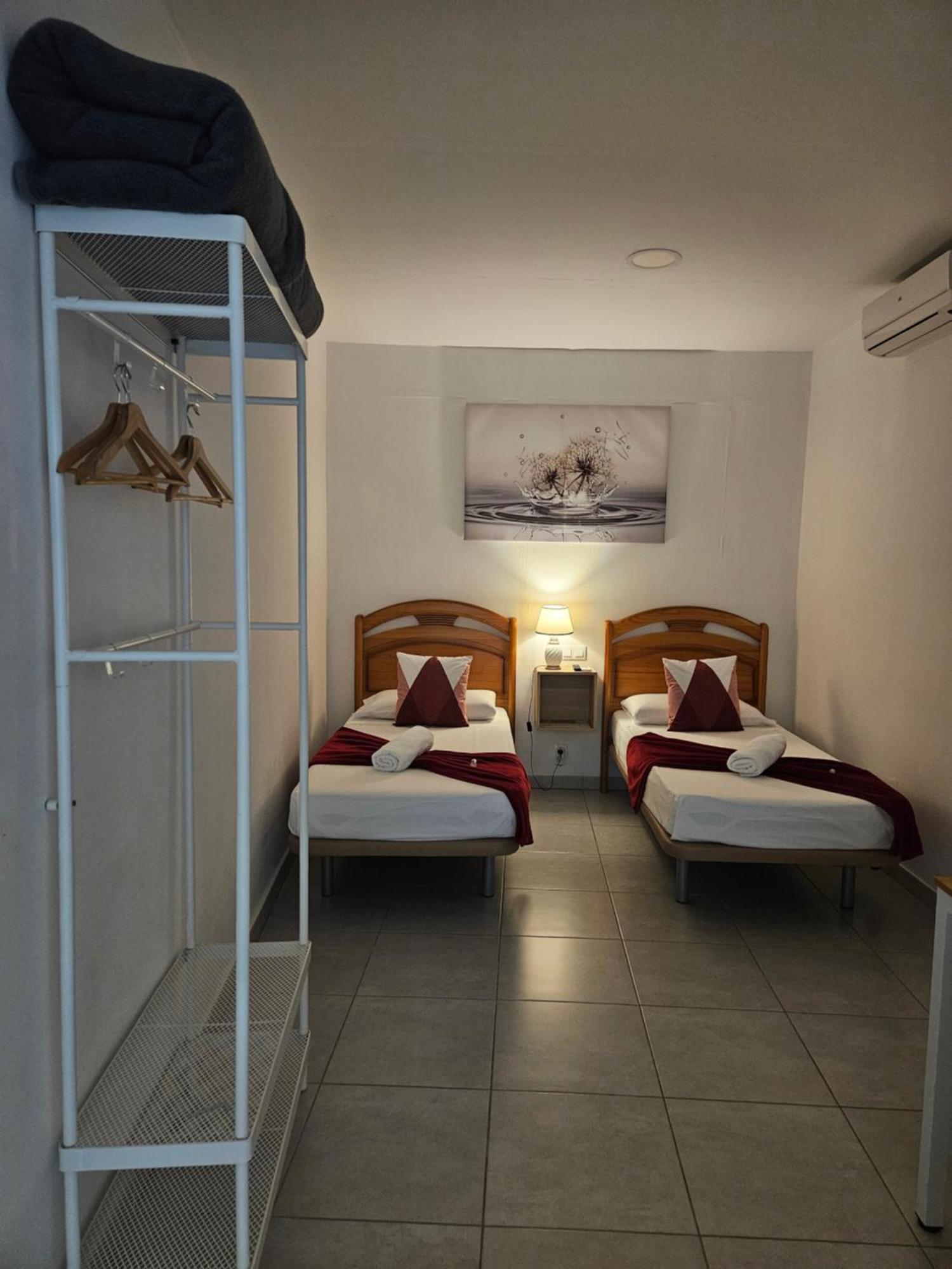 Casa Lemus Hotel Madrid Exterior photo
