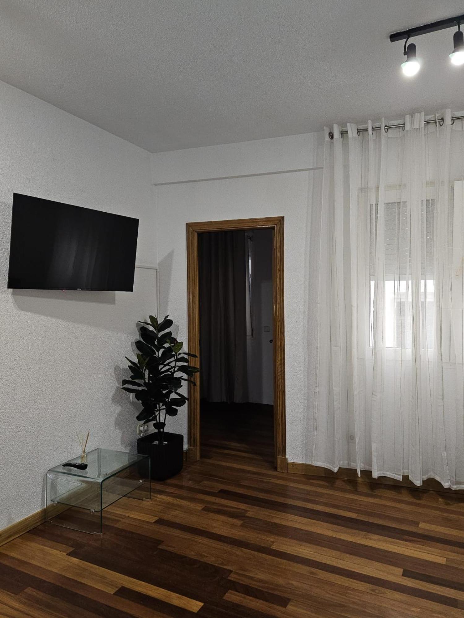 Casa Lemus Hotel Madrid Exterior photo